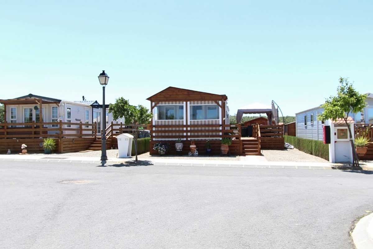 Mobile home decking example in Spain. Image seven
