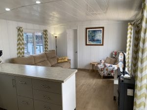 64LP Atlas Solitaire | Image of the lounge from the kitchen area