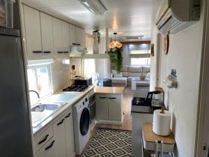 102LP Mobile Home image 10